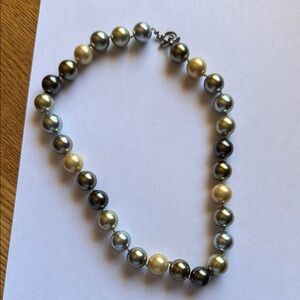 Mixed-Tone  Glass Pearl Necklace – Lustrous Multicolor Strand
